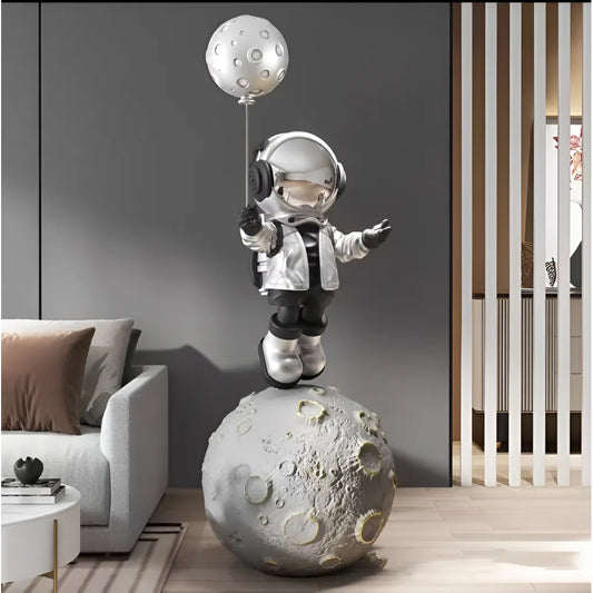 Lampadar LED Astronaut din Rasina Argintiu Veioze & Lampadare Default Title Alessandro Design
