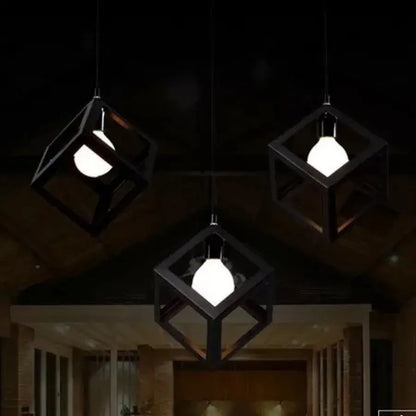 Lustra Forma Cub, STRUKTUR Linear Trio, 3x E27, Negru, Metal Lustre Industrial Default Title Alessandro Design